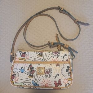 Dooney & Bourke Disney Sketch print crossbody New without Tags